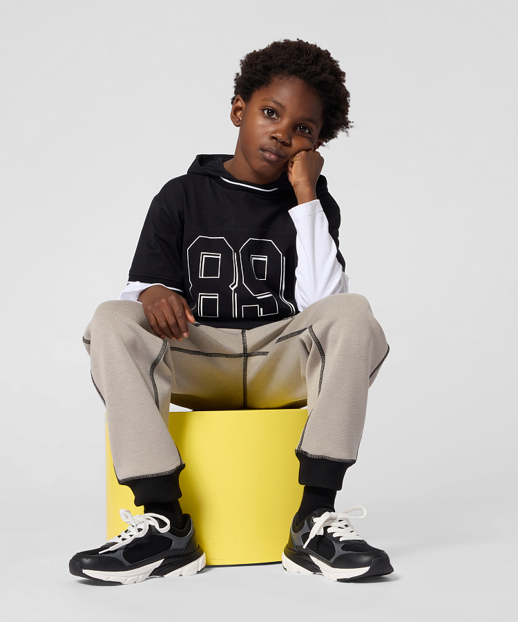 DKNY